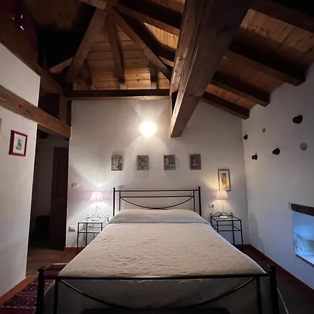 The Tower In Borgo Fontanini Holiday home Monteombraro