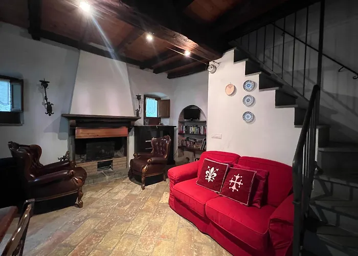 The Tower In Borgo Fontanini Monteombraro